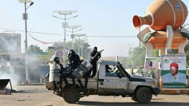 Niger: Haburijwemo ihirikwa k’ubutegetsi”Coup d’etat” habura amasaha make perezida Bazoum akarahira